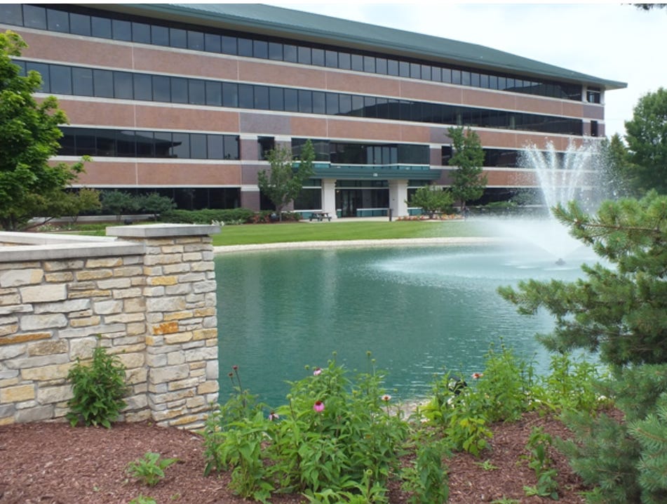 Honey Creek pond and fountain